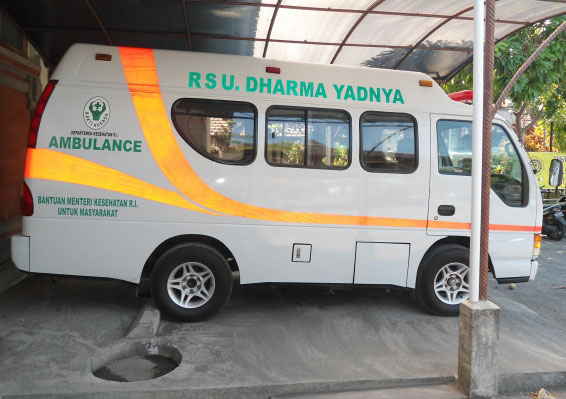 dharmayadnya-ambulance